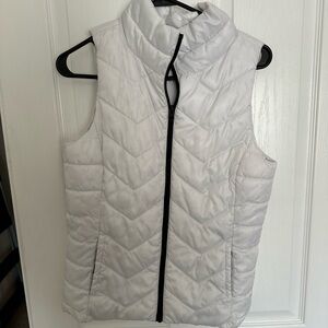 White puffer vest